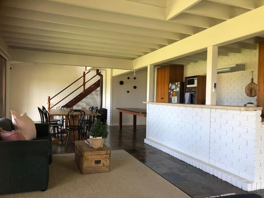 Peterborough Beach House 외부 사진